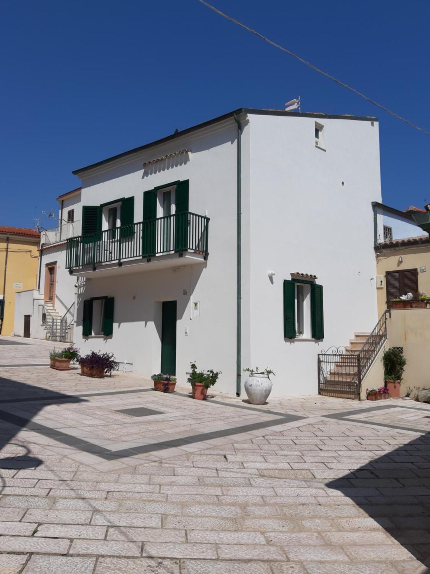 テルモリ Casa Tornola Nel Borgoヴィラ エクステリア 写真